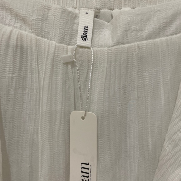 GLAM dress 🤍 - Picture 3 of 5